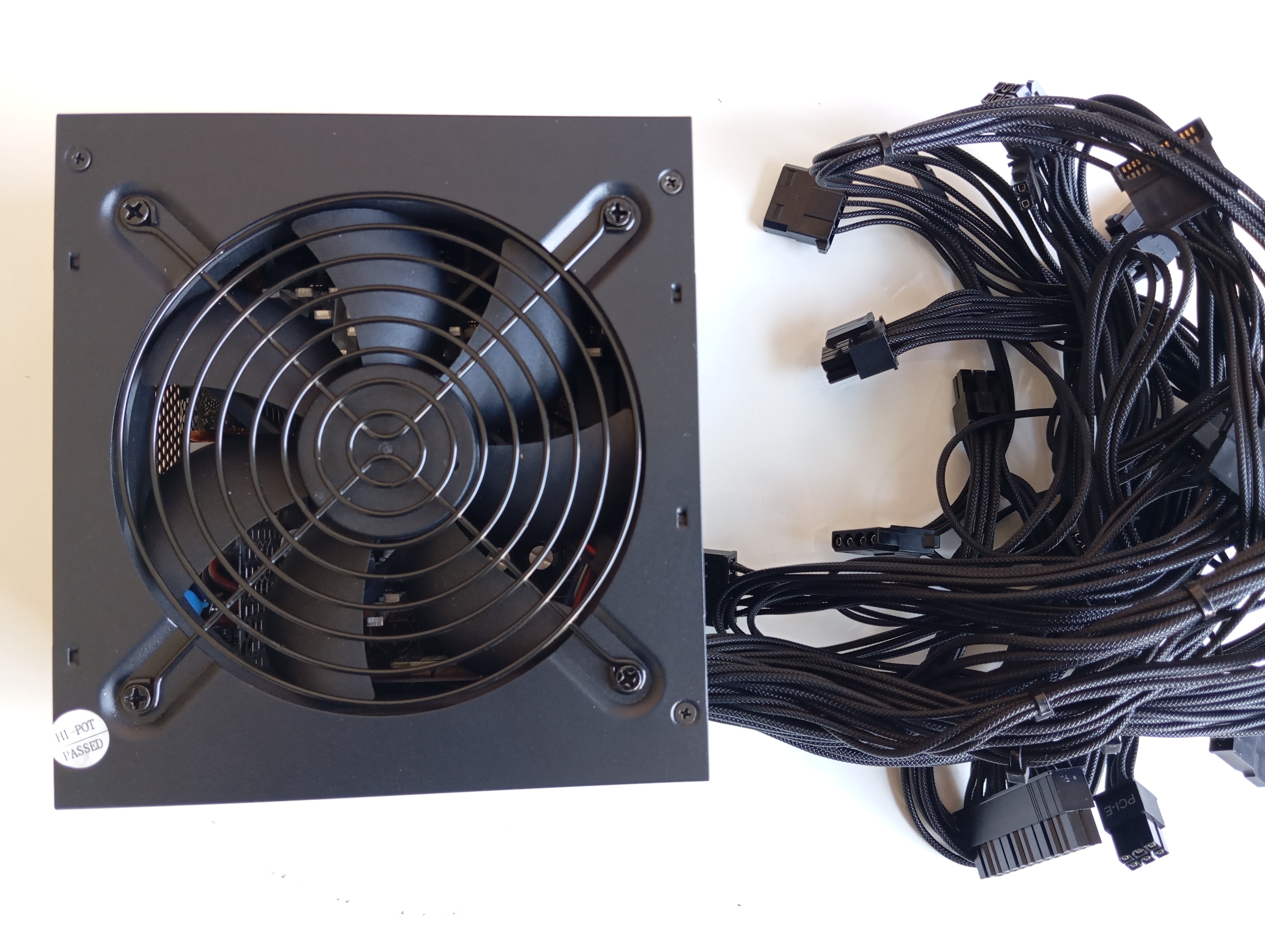 Refurbished Cooler Master G Gold 650 V2 650 Watt Refurbished Cooler Master G Gold 650 V2 650 Watt